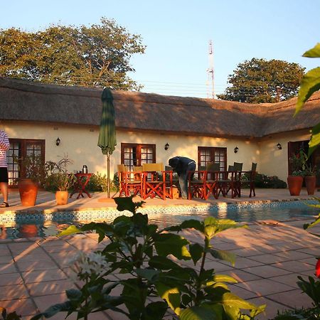 Mandebele Lodge Водопад Виктория Экстерьер фото